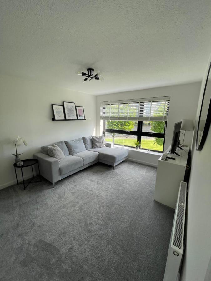 Secc Hydro River View Apartment